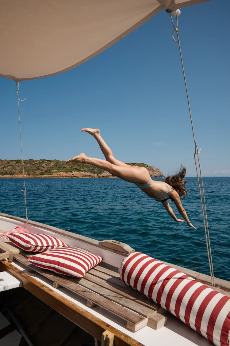 Salto desde el llaüt