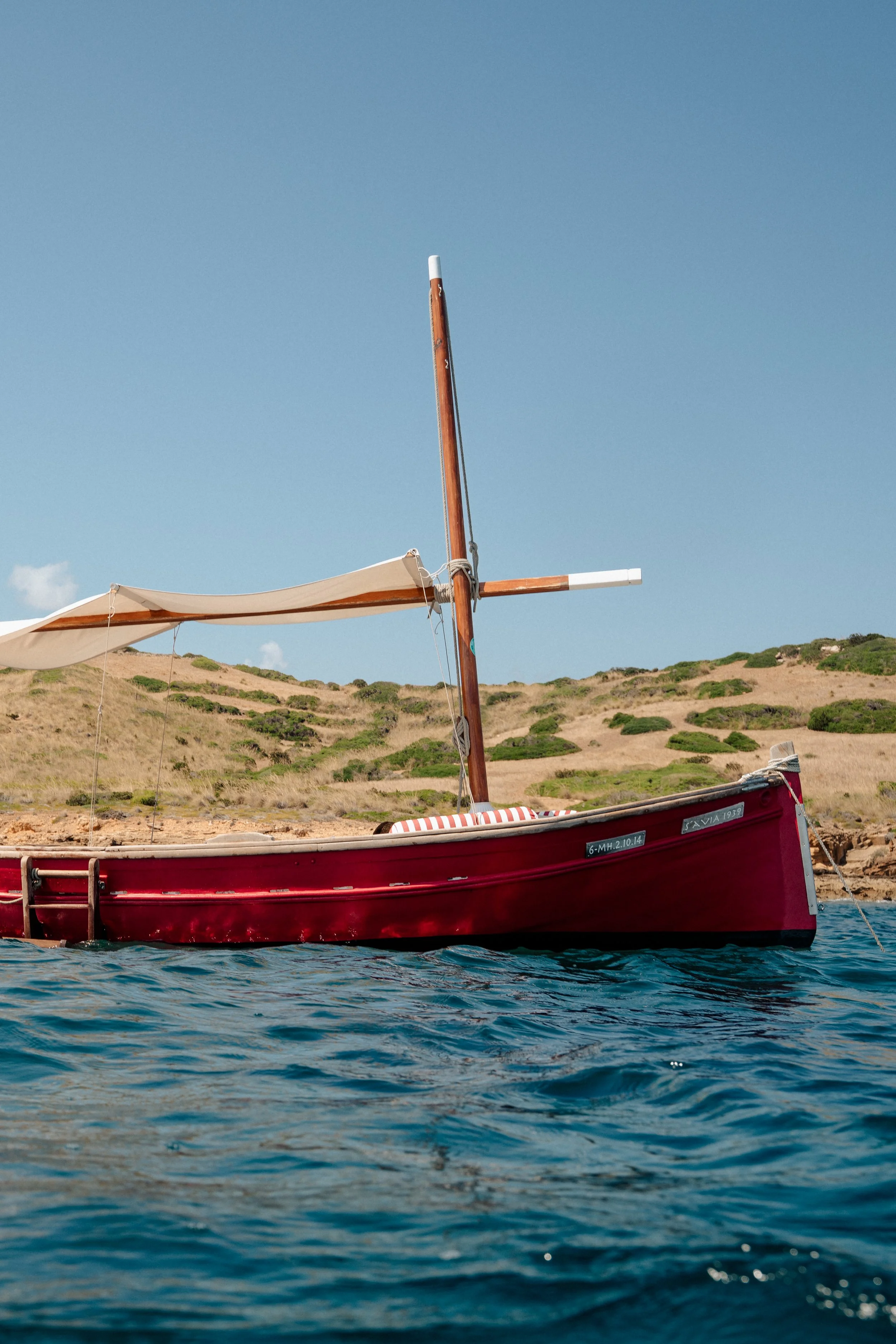S'àvia 1939 llaüt tradicional menorquín en el mar